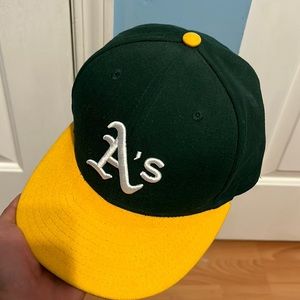 Oakland Athletics fitted cap size 7 1/8